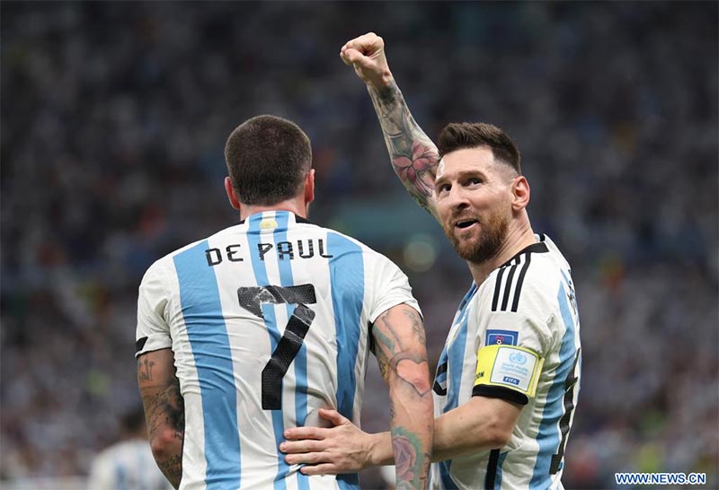 Argentina avanza a semifinales de Copa Mundial en penales tras empatar 2-2 con Países Bajos