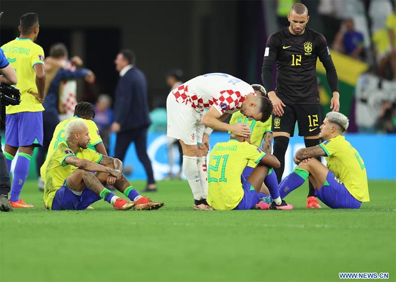 Croacia derrota a Brasil en penales y avanza a semifinales de Copa Mundial