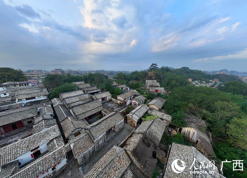 Pueblo tradicional rejuvenecido en Yulin,Guangxi