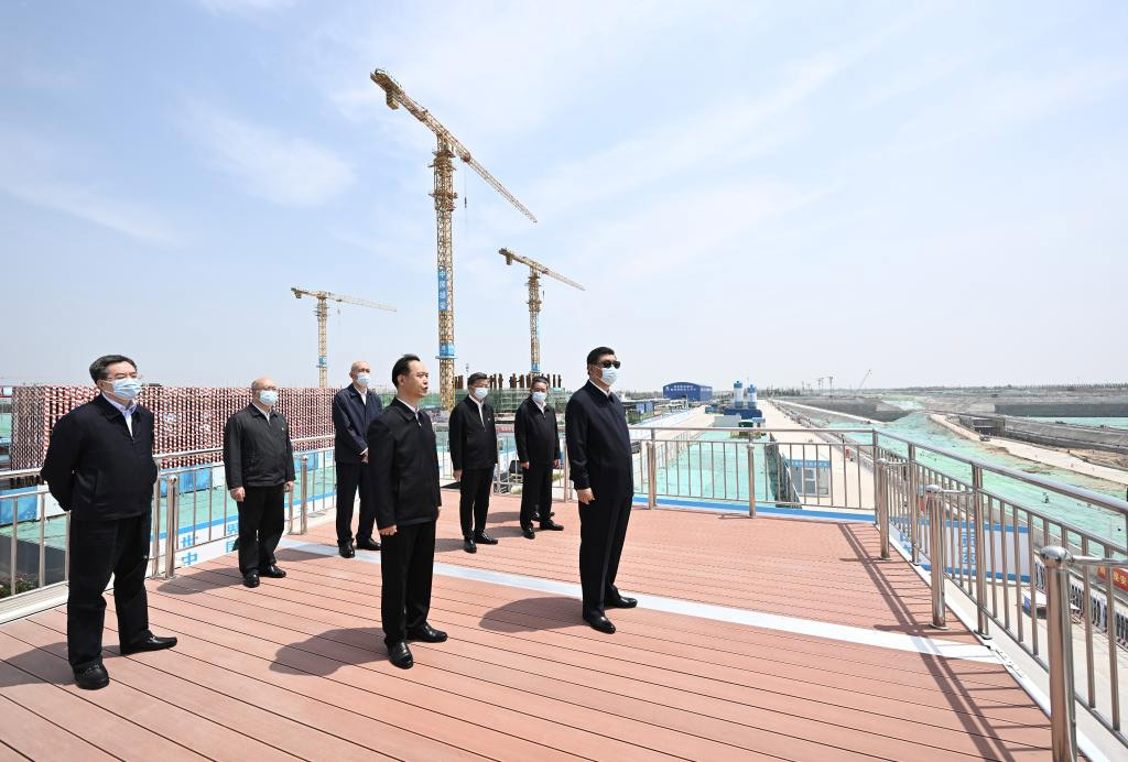Xi inspecciona Nueva Área de Xiong'an, insta a alcanzar nuevos avances para 
