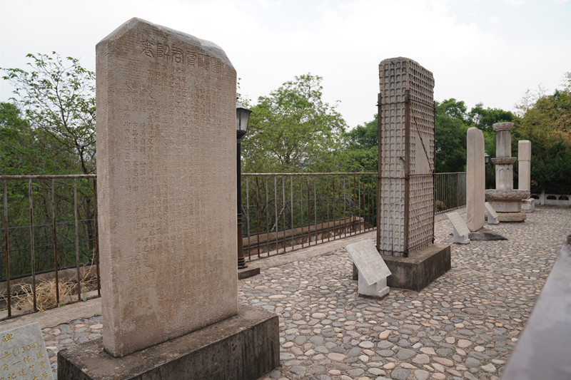 Templo Yunju: un museo de escrituras en piedra en lo profundo de las montañas