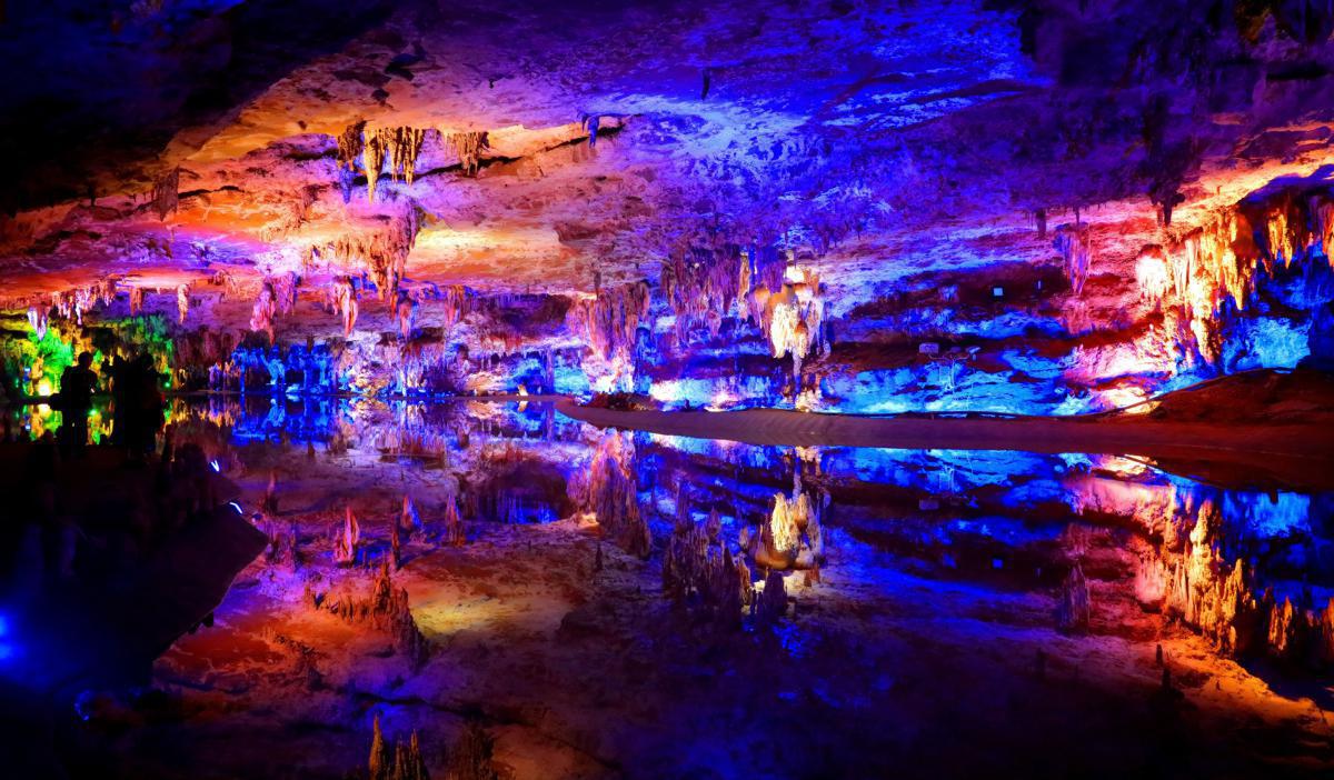 Cueva de Shuanghe, la cueva kárstica más larga de Asia, está ubicada en el condado de Suiyang en Zunyi, provincia de Guizhou. [Foto: proporcionada por el Centro de Medios de Suiyang]