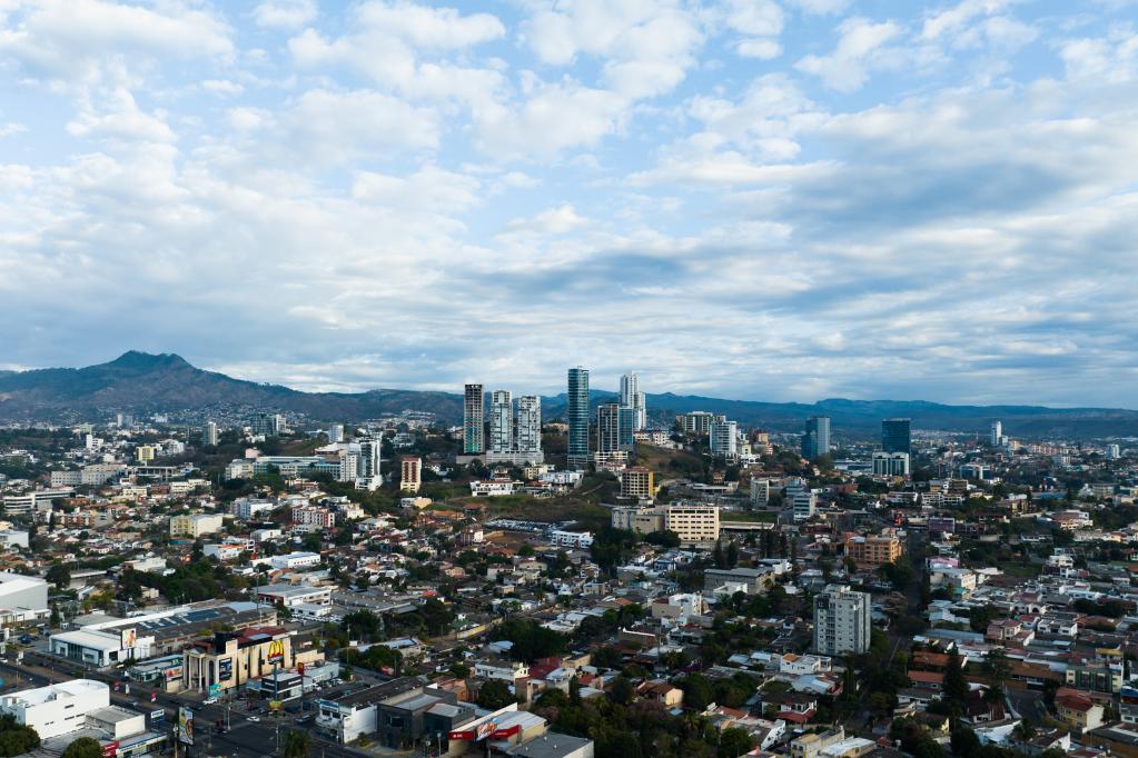 Panorámica de Tegucigalpa, la capital de Honduras. (Xinhua/Xin Yuewei)