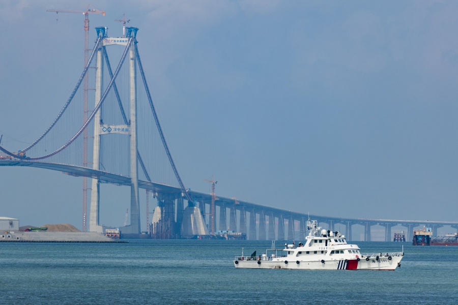 Finaliza el primer enlace de autopistas submarinas de China