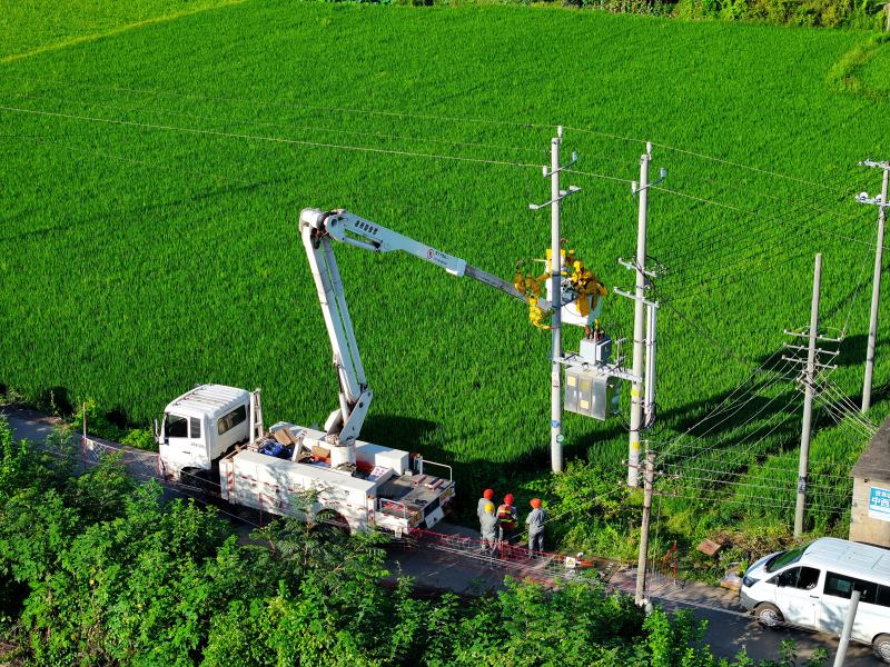 Hunan organiza por primera vez un mantenimiento centralizado en vivo de la red eléctrica a gran escala
