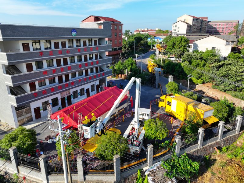 Hunan organiza por primera vez un mantenimiento centralizado en vivo de la red eléctrica a gran escala