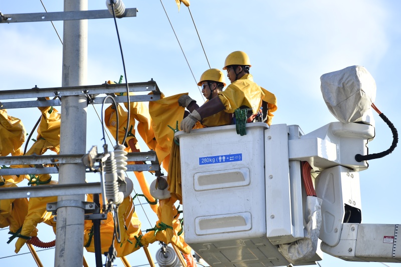 Hunan organiza por primera vez un mantenimiento centralizado en vivo de la red eléctrica a gran escala
