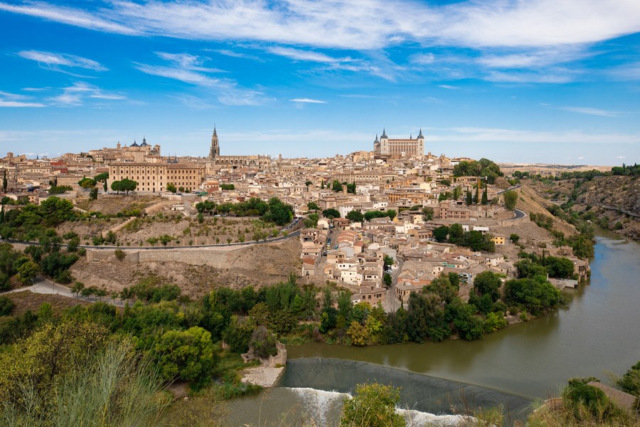 Imagen del 22 de septiembre de 2020 de la ciudad de Toledo, España. (Xinhua/Meng Dingbo)