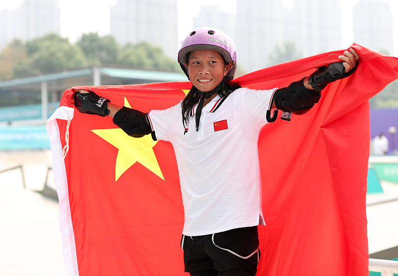 Una niña de 13 años se convierte en la campeona más joven de China en los Juegos Asiáticos
