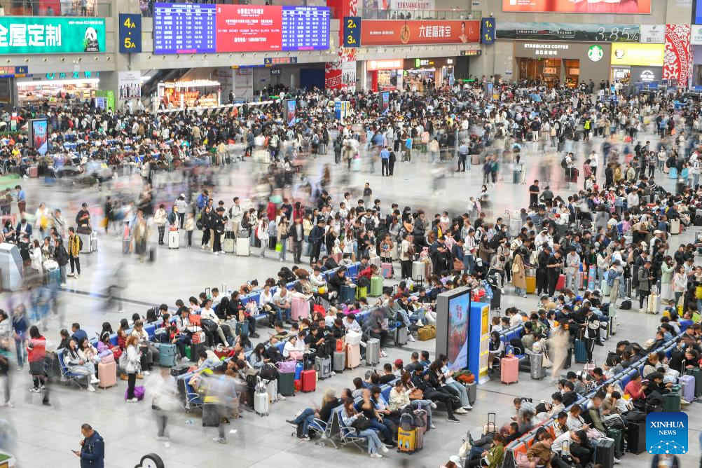 Temporada alta de viajes y turismo en China