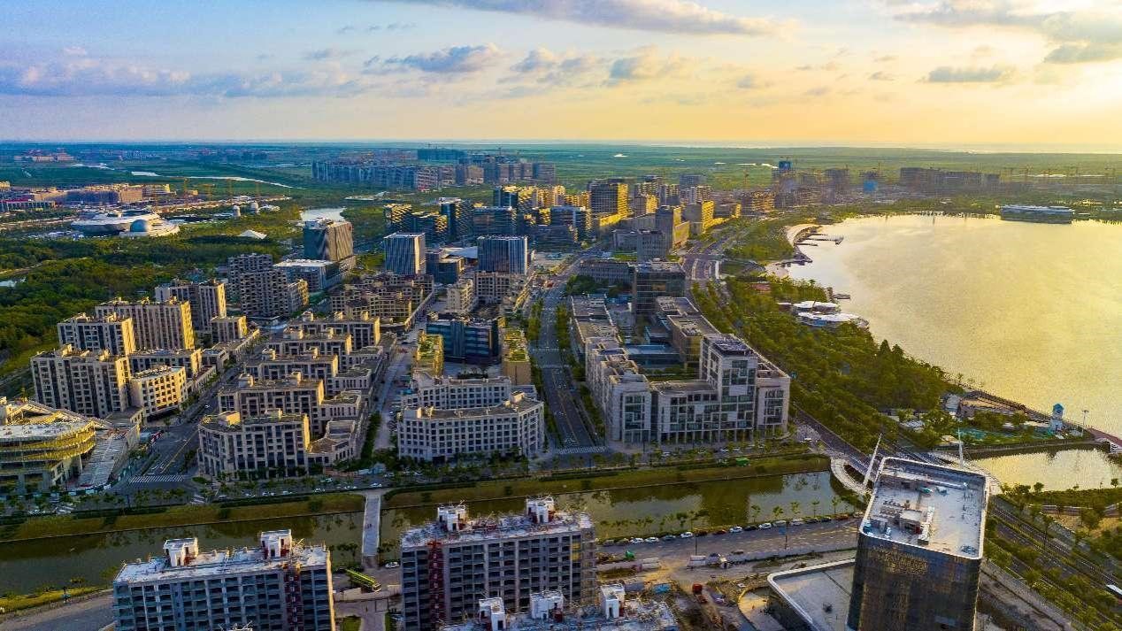 La foto muestra la nueva área de Lingang, de la Zona Piloto de Libre Comercio de China (Shanghai). (Foto: Ji Haixin/ Diario del Pueblo Digital)