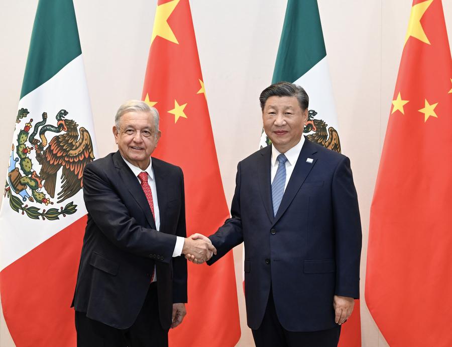 El presidente de China, Xi Jinping, se reune con su homólogo de México, Andres Manuel Lopez Obrador, en San Francisco, Estados Unidos, el16 de noviembre de 2023. (Xinhua/Rao Aimin)