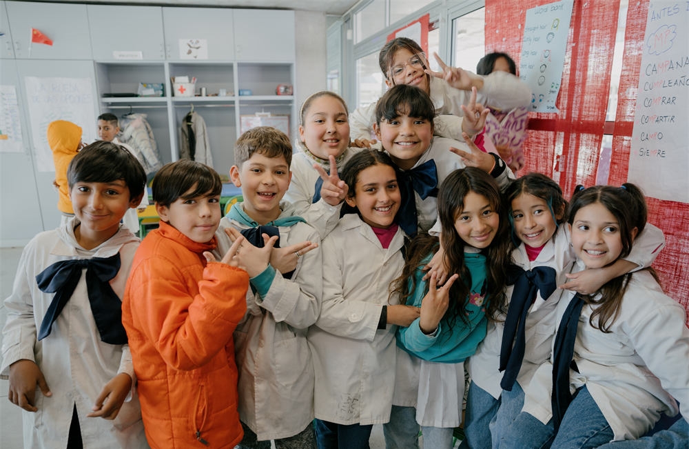 Escuela "República Popular China": educación solidaria e intercultural en Montevideo, Uruguay