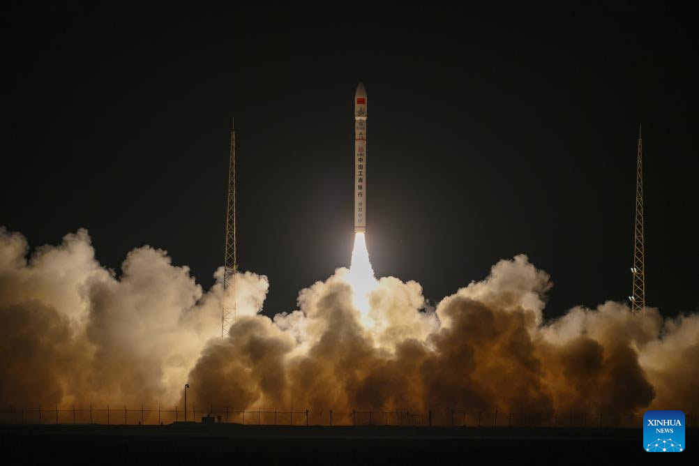 Cohete comercial CERES-1 Y9 de China lleva al espacio dos nuevos satélites a órbita crepuscular