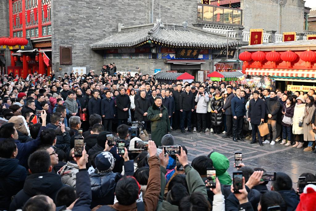 Xi extiende saludos a todos los chinos por la Fiesta de Primavera