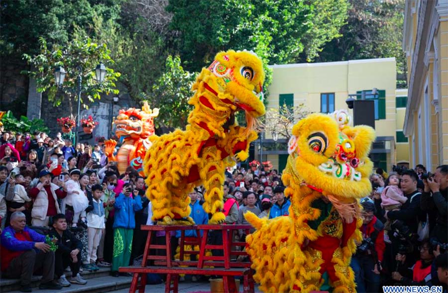 Presentaciones turísticas se llevan a cabo en las Ruinas de San Pablo en Macao