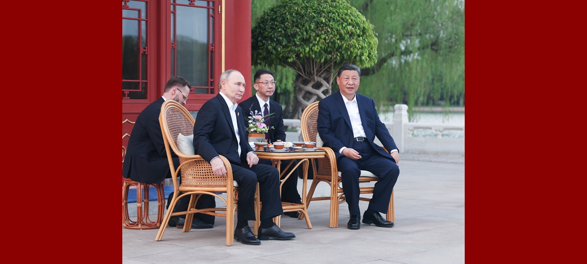 Xi sostiene reunión restringida con Putin en Zhongnanhai