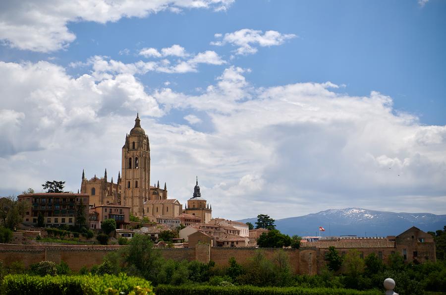 Imagen del 14 de mayo de 2022 del paisaje de Segovia, España. (Xinhua/Pablo Morano)