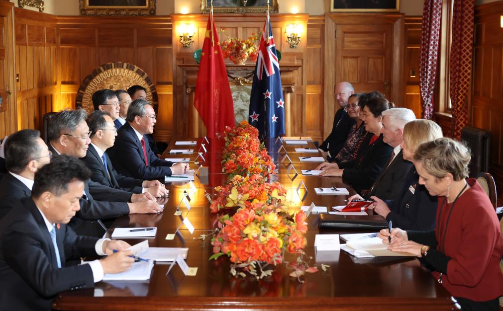 Premier chino pide a China y Nueva Zelanda que sigan siendo socios para desarrollo común