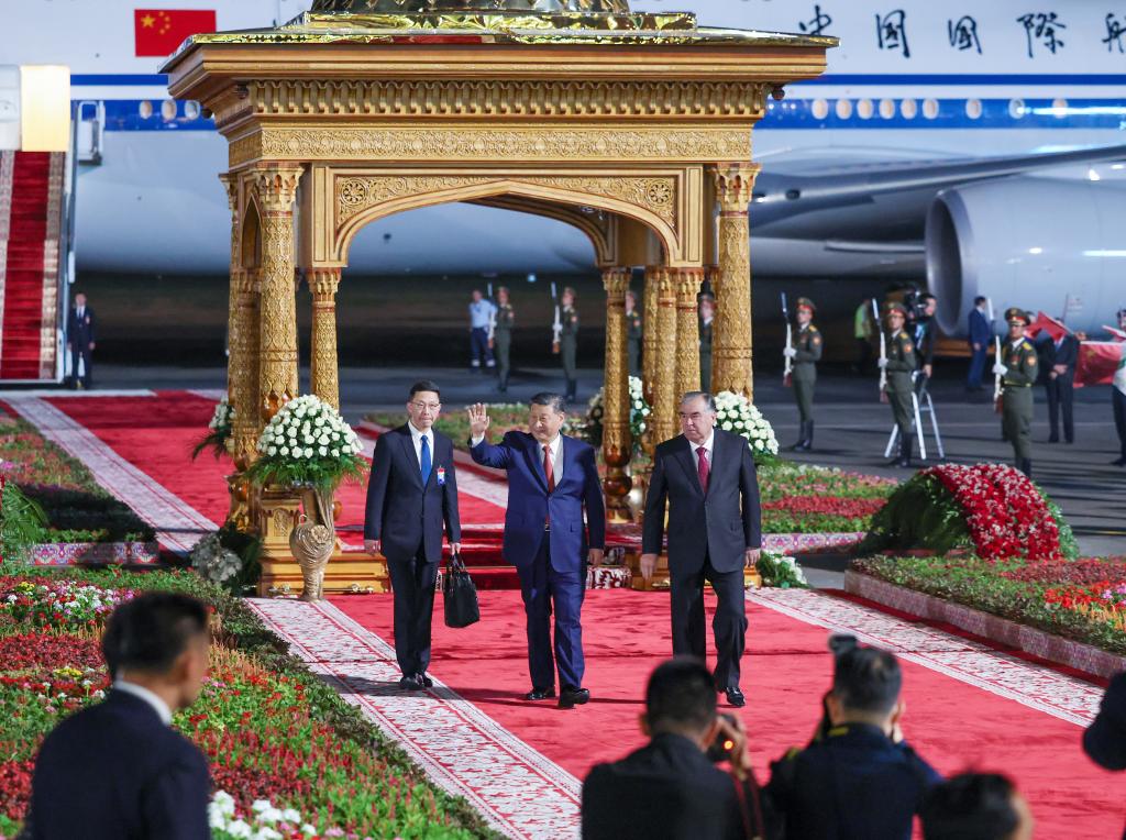 Xi inicia visita de Estado en Tayikistán y espera alcanzar nuevas alturas en cooperación bilateral