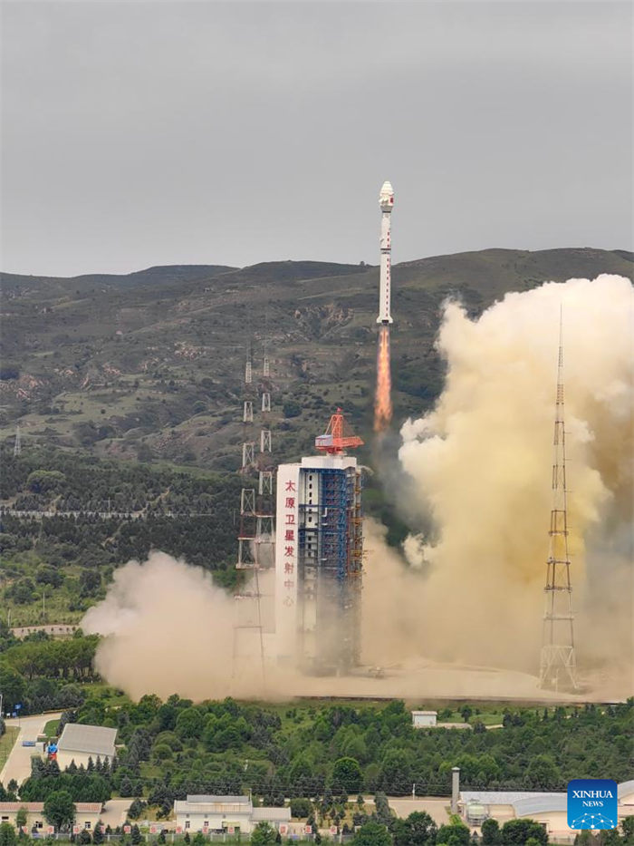 China lanza nuevo satélite de observación de la Tierra