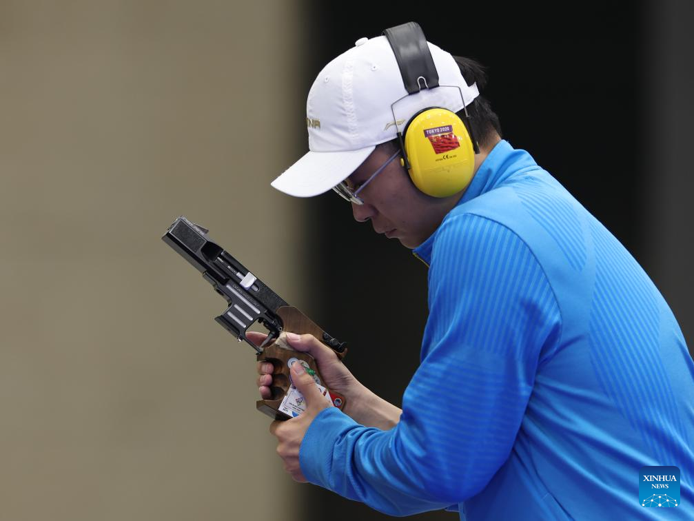 Tirador chino Li Yuehong gana final masculina en pistola rápida de fuego a 25 metros en JJ. OO. de París