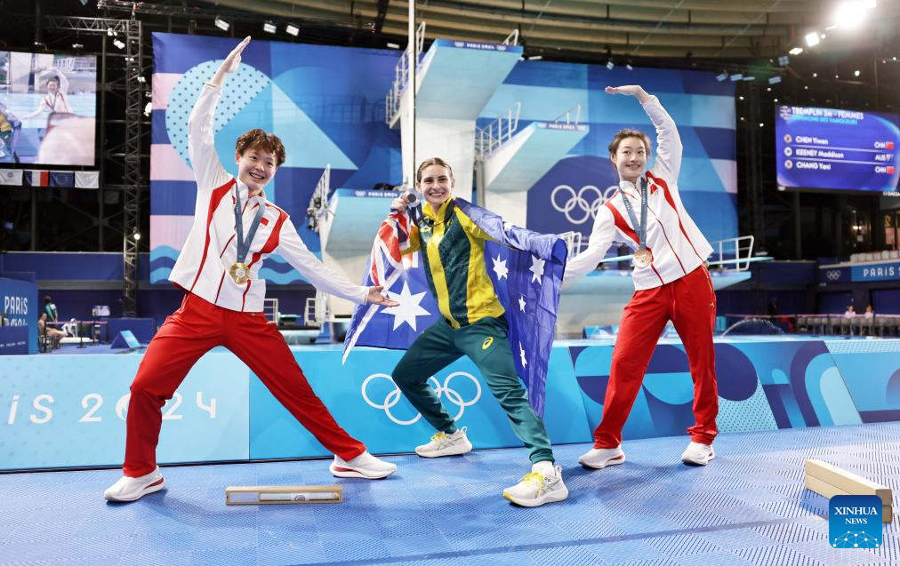 Chen Yiwen de China gana en prueba femenina de trampolín de 3m en Juegos Olímpicos de París