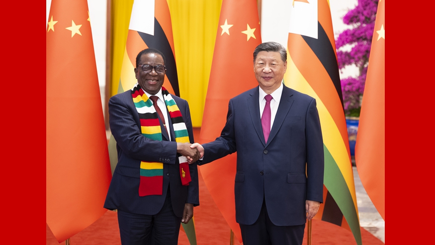 Xi sostiene conversaciones con presidente de Zimbabue