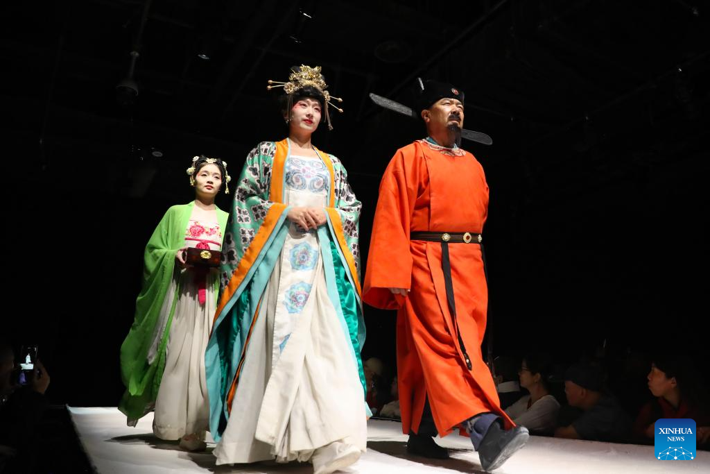 Gansu: Presentación de música y danza tradicional de Dunhuang durante la VII Exposición Cultural Internacional de la Ruta de la Seda