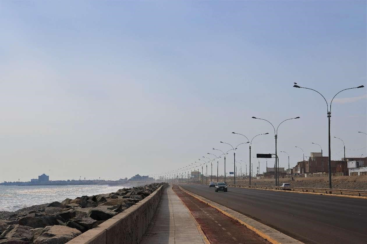 Una vista de la Carretera de la Costa Verde en el Callao. Foto de Shi Yuanhao, Diario del Pueblo.