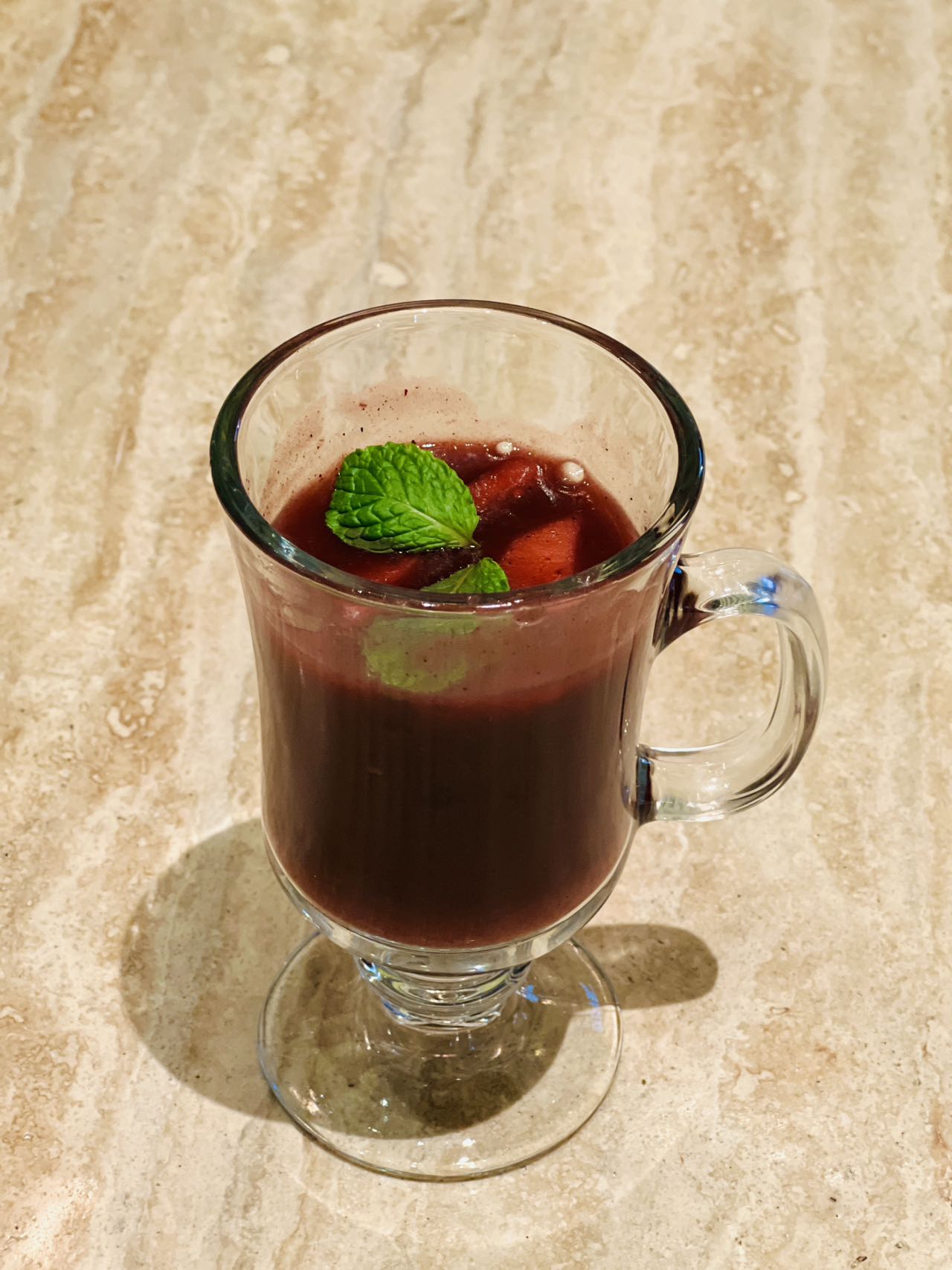 Celebremos el Día de los Difuntos con la tradicional colada morada y guaguas de pan de Ecuador