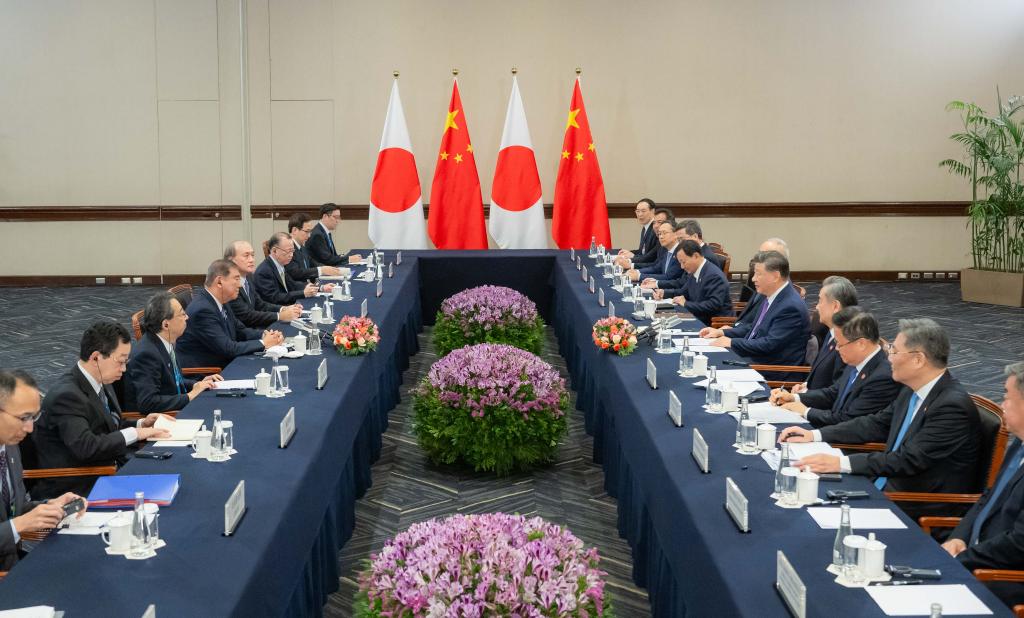 Xi dice que relaciones entre China y Japón se encuentran en período crítico de mejoramiento y desarrollo