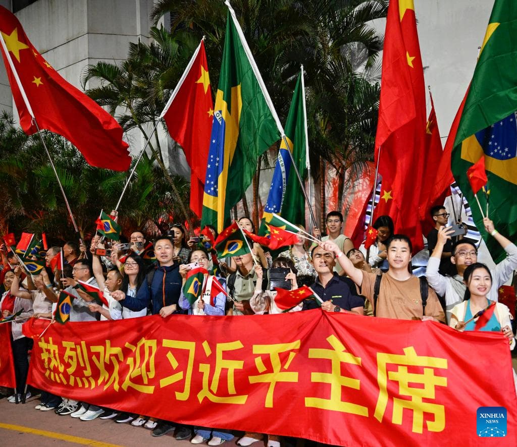 Xi llega a Brasil para asistir a cumbre de G20 y realizar visita de Estado