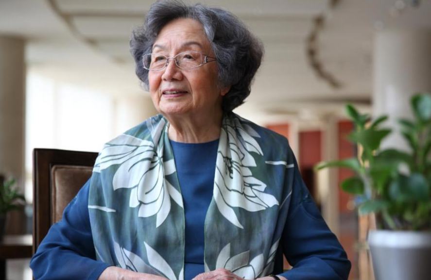 Fallece maestra de la poesía china Ye Jiaying a los 100 años