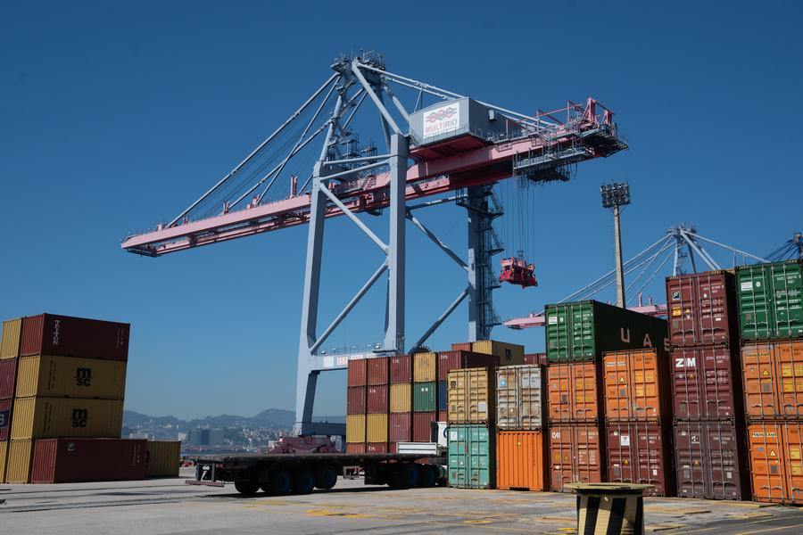 Imagen del 20 de marzo de 2023 de una terminal de contenedores en el puerto de Río de Janeiro, Brasil. (Xinhua/Wang Tiancong)