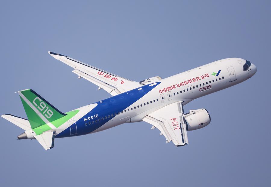 Avión C919 de fabricación nacional de China comenzará vuelos regulares Shanghai-Hong Kong