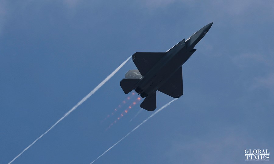 El J-35A, el último avión de combate furtivo de China, hace su debut en el 15º Salón Aeronáutico de China en Zhuhai, provincia de Guangdong, sur de China, el 12 de noviembre de 2024. Foto: Cui Meng/GT