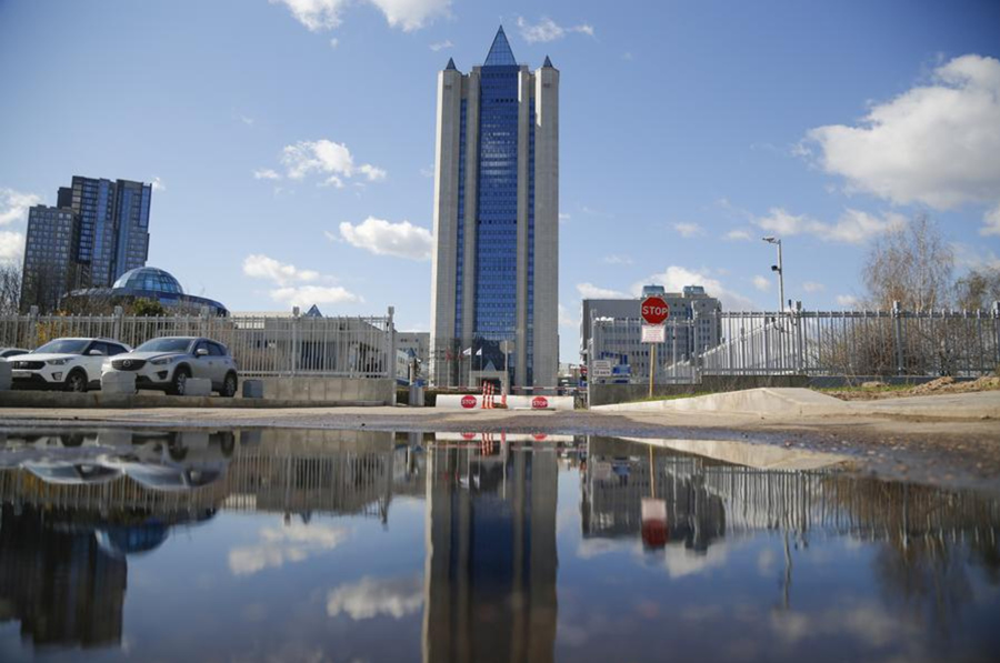 Imagen del 28 de abril de 2022 de las oficinas del gigante energético de Rusia, Gazprom, en Moscú, capital de Rusia. (XinhuaAlexander Zemlianichenko Jr)