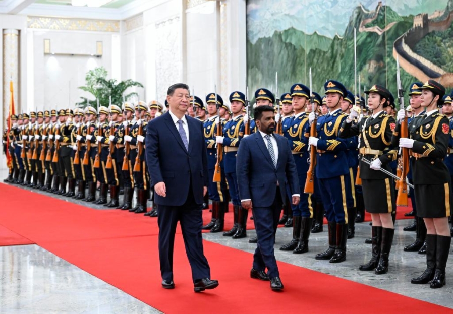  El presidente chino, Xi Jinping, sostiene una ceremonia de bienvenida para el presidente de Sri Lanka, Anura Kumara Dissanayake, en el Salón Norte del Gran Palacio del Pueblo previo a sus conversaciones, en Beijing, capital de China, el 15 de enero de 2025. Xi sostuvo conversaciones con Dissanayake, quien se encuentra en China para una visita de Estado, el miércoles en Beijing. (Xinhua/Zhang Ling) 