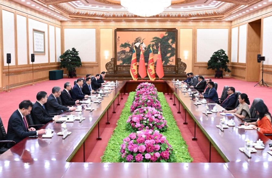  El presidente chino, Xi Jinping, sostiene conversaciones con el presidente de Sri Lanka, Anura Kumara Dissanayake, quien se encuentra en China para una visita de Estado, en el Gran Palacio del Pueblo, en Beijing, capital de China, el 15 de enero de 2025. (Xinhua/Zhang Ling)