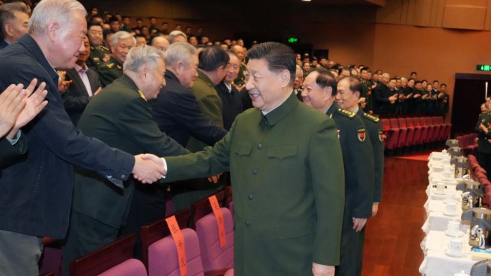 Xi extiende saludos de Fiesta de la Primavera a veteranos militares