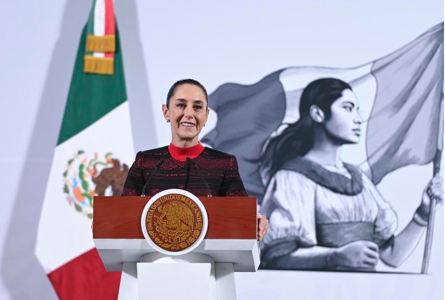 Imagen cedida por la Presidencia de México de la presidenta mexicana, Claudia Sheinbaum, durante su conferencia de prensa matutina, en Palacio Nacional, en la Ciudad de México, capital de México, el 22 de enero de 2025. (Xinhua/Presidencia de México)