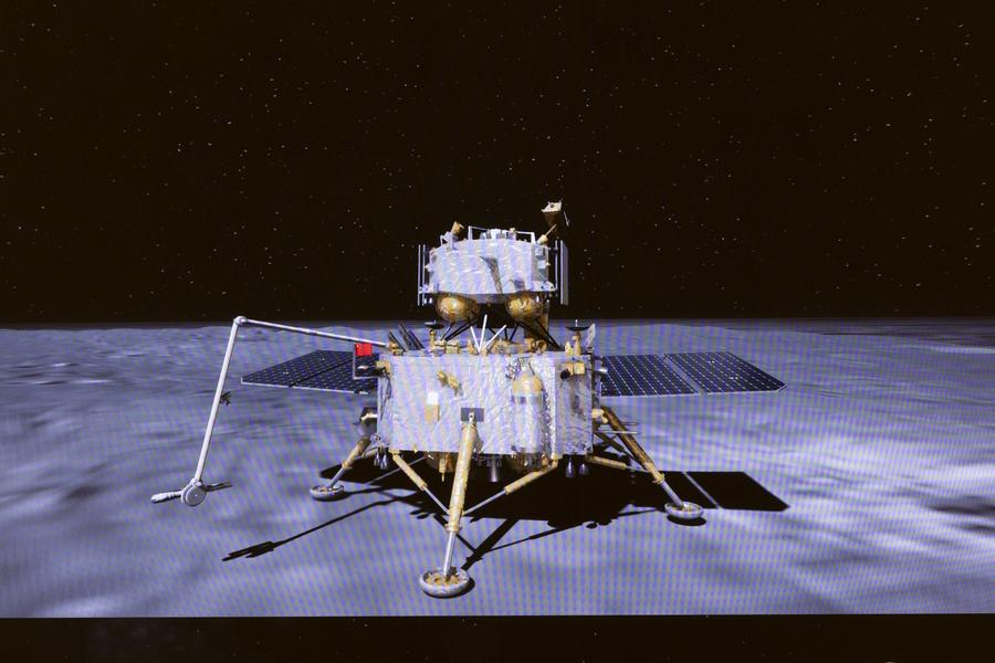 Misión Chang'e-7 de China aterrizará en polo sur lunar para buscar hielo, dice reporte