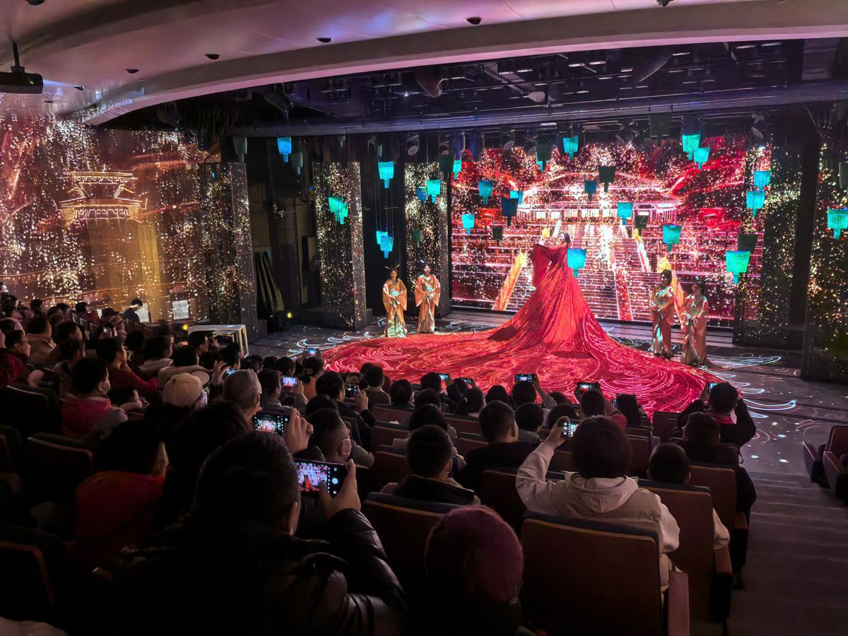 Actuaciones tradicionales iluminan el Festival de Primavera de Changsha