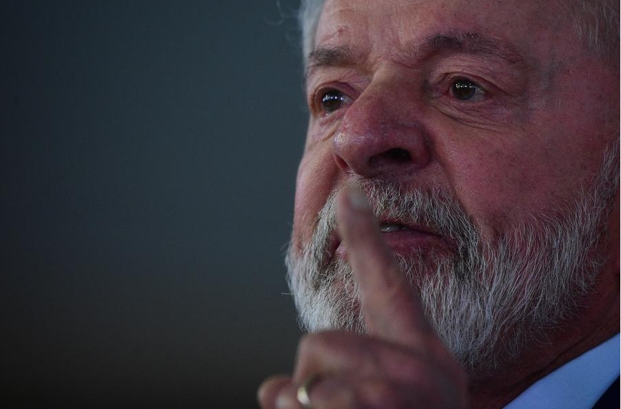 El presidente brasileño, Luiz Inácio Lula da Silva, asiste a una conferencia de prensa en el Palacio de Planalto, en Brasilia, Brasil, el 30 de enero de 2025. (Xinhua/Lucio Tavora) 