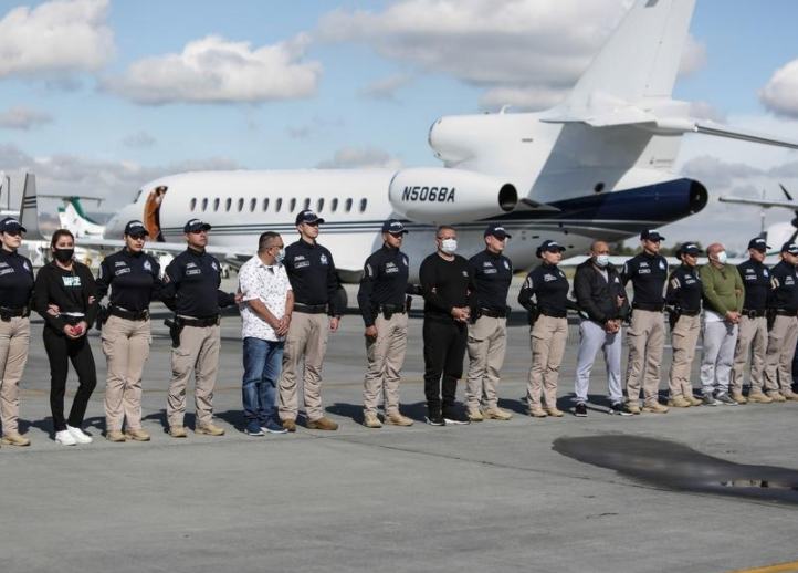 Colombia refuerza cooperación internacional frente a expansión del narco, según oficial de Armada Nacional