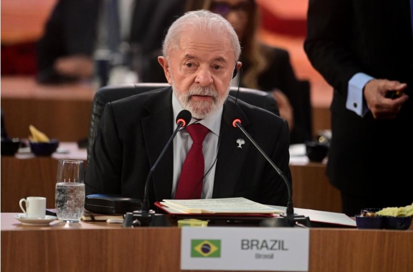El presidente brasileño, Luiz Inácio Lula da Silva, pronuncia el discurso de apertura de la XVII Cumbre de BRICS en el Museo de Arte Moderno, en Río de Janeiro, Brasil, el 6 de julio de 2025. (Xinhua/Lucio Tavora)