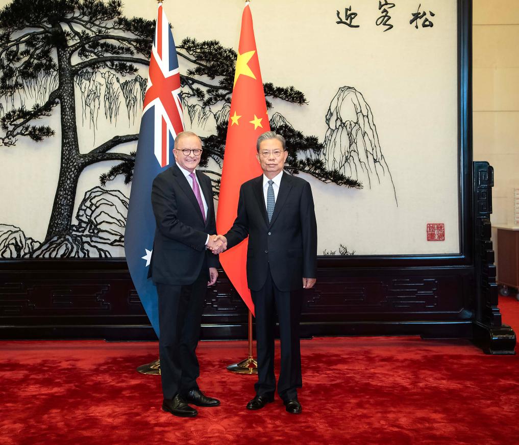 Máximo legislador de China se reúne con primer ministro australiano