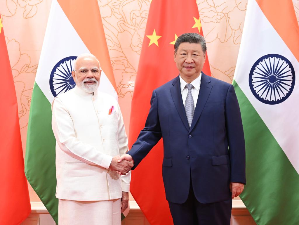 (Cumbre OCS Tianjin) China e India son socios de cooperación, no rivales, afirma Xi