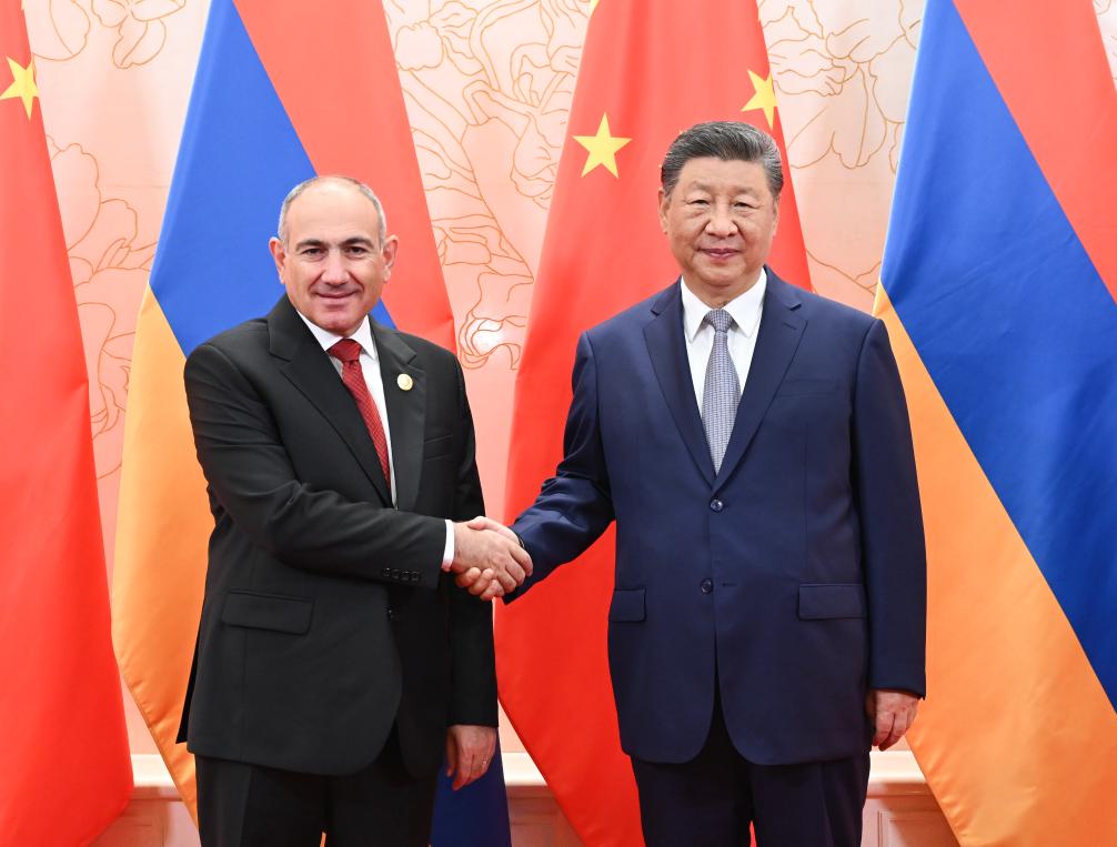 (Cumbre OCS Tianjin) China y Armenia establecen asociación estratégica